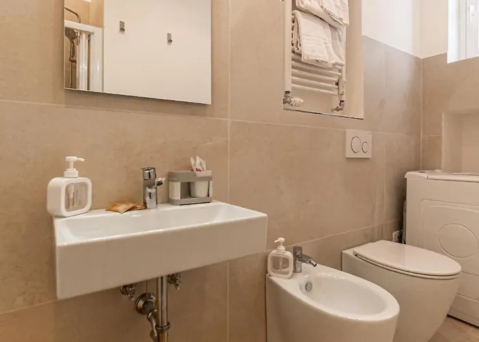 Base Dell'avventura - Metro Manzoni, Metro Lodi & Wi-fi Apartment Rome