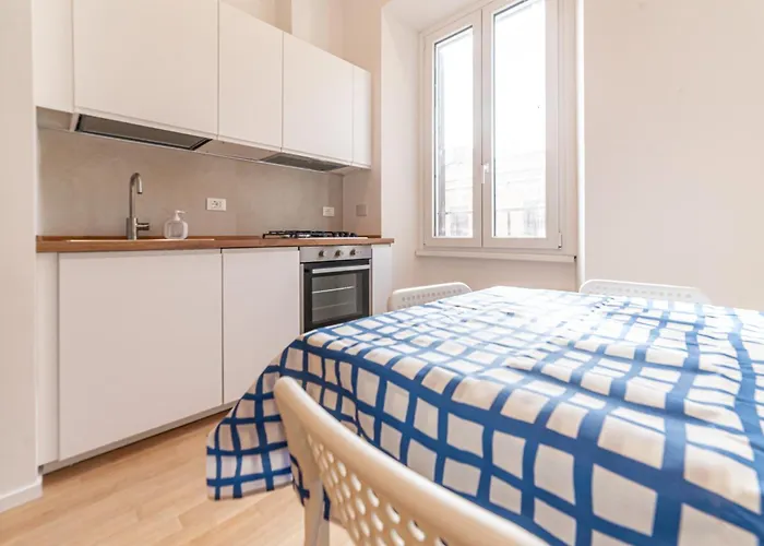 Base Dell'avventura - Metro Manzoni, Metro Lodi & Wi-fi Apartment *